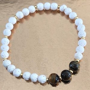 Beautiful, and elegant handmade bracelet!